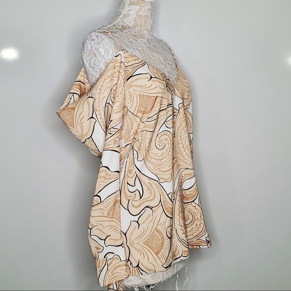 5/$25 C/Meo Collective Autonomy Top - Picture 5 of 10